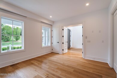 9 Fairgreen Ln, Old Greenwich, CT 06870 - photo 3