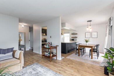 42 Twin Oaks Terrace, South Burlington, VT 05403 - photo 3