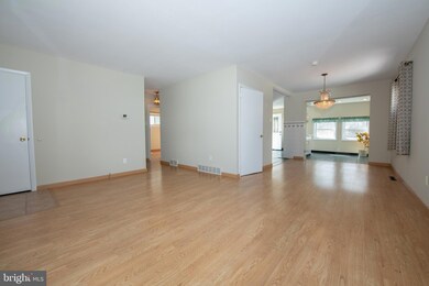 50 Eastwood Rd, Berwyn, PA 19312 - photo 2