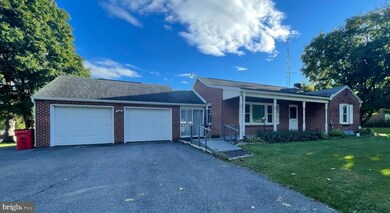 4572 Lincoln Way W, Saint Thomas, PA 17252 - photo 2