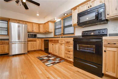 2612 48th Place, Des Moines, IA 50310 - photo 5