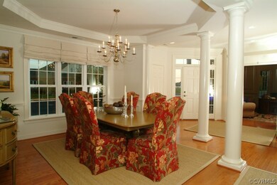 Entrance Foyer & Dining Room