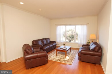 27 Pinflower Ln, Princeton Junction, NJ 08550 - photo 2