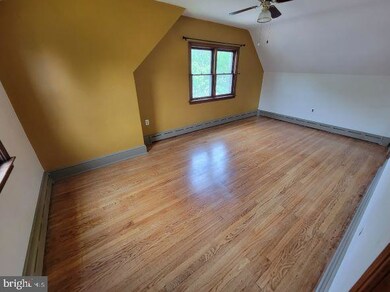 415 W Cypress St, Kennett Square, PA 19348 - photo 5