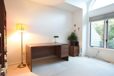 1836 Cross Bend St NE unit 71, Grand Rapids, MI 49505 - photo 6