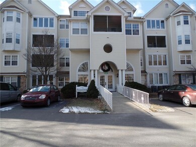 1302 Village Dr, Stroudsburg, PA 18360 - photo 2