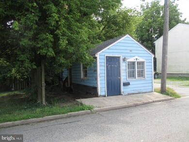 101 S Lynchburg St, Chestertown, MD 21620 - photo 2