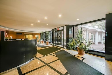 The Arlington unit 305, Jamaica, NY 11435 - photo 5