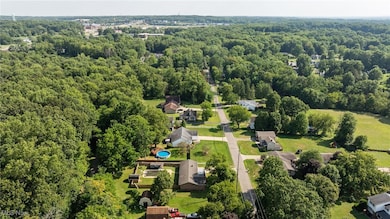 3907 Edwards St, Mineral Ridge, OH 44440 - photo 7