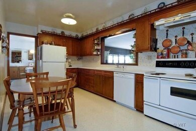 515 Illinois Ave, Batavia, IL 60510 - photo 3