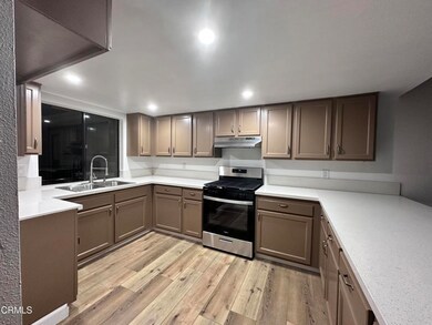 5210 Longfellow Way, Oxnard, CA 93033 - photo 5