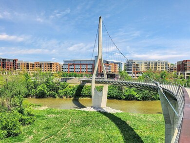 6-web-or-mls-105-n-riverview-st-717