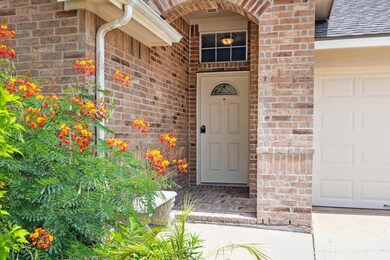 Welcome guests with a charming arched entry, vibra