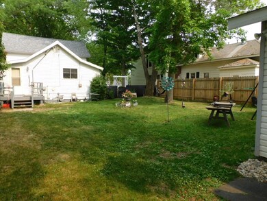 202 N Stuyvesant St, Merrill, WI 54452 - photo 3