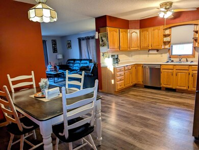 603 Center Ave, Decorah, IA 52101 - photo 4