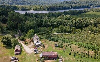 78 Wetherby Rd, Charlestown, NH 03603 - photo 4