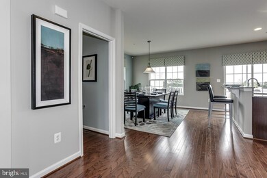 8605 Crooked Tree Ln, Laurel, MD 20724 - photo 7