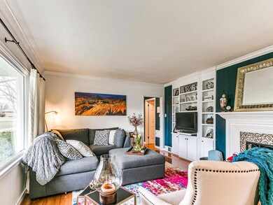LivingRoom1