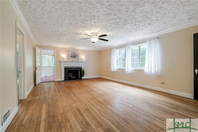 646 E 36th St, Savannah, GA 31401 - photo 7