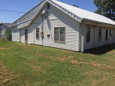 1845 W Midland St, Shawnee, OK 74804 - photo 3