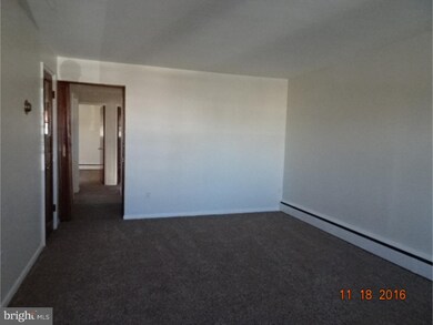 1359 Midland Rd, Conshohocken, PA 19428 - photo 2