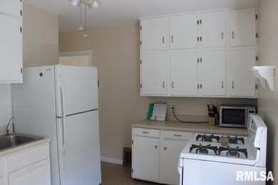 2122 Jefferson Ave, Davenport, IA 52803 - photo 6