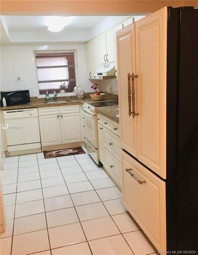 4448 W 10th Ct unit 5, Hialeah, FL 33012 - photo 5