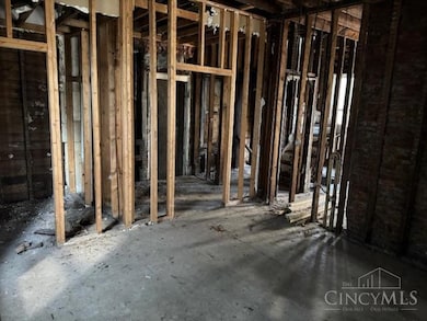 316 Mcgregor Ave, Cincinnati, OH 45219 - photo 7