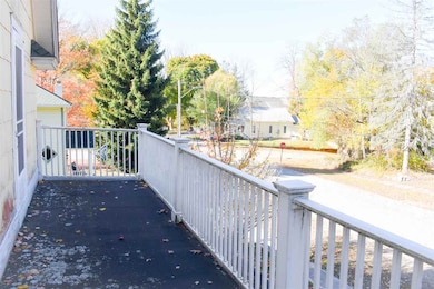 408 E Pine St, Boyne City, MI 49712 - photo 3