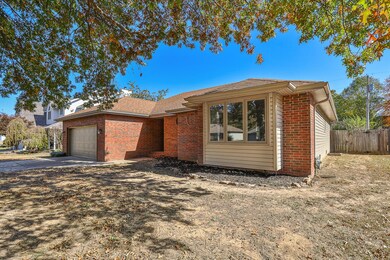 302 N Meadow St, Nixa, MO 65714 - photo 2