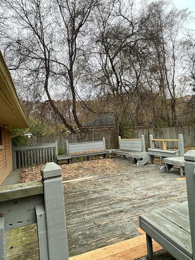 25292 Orchard Grove St, Southfield, MI 48033 - photo 6