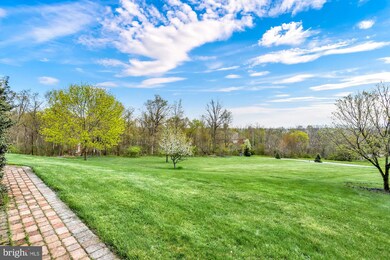 266 Lindman Dr, Chambersburg, PA 17202 - photo 3