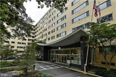 4600 Connecticut Ave NW unit 524, Washington, DC 20008 - photo 2