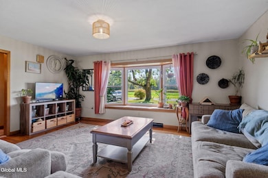 18-web-or-mls-1471-van-hoesen-rd