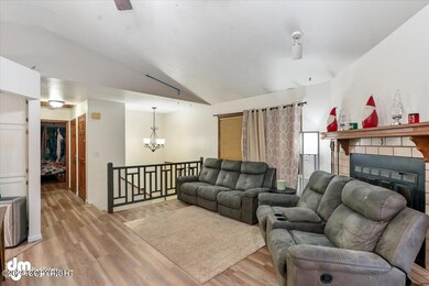 11-Living Room_SLS_-0316