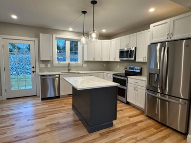 35 Green Rd unit 39, Newmarket, NH 03857 - photo 4