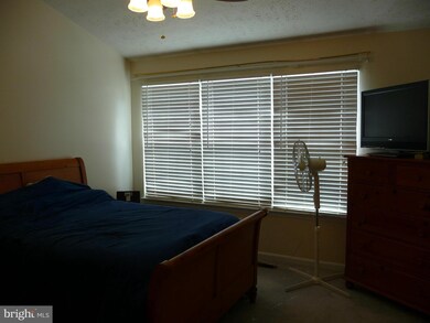 7962 Calvary Ct unit 137, Manassas, VA 20109 - photo 7