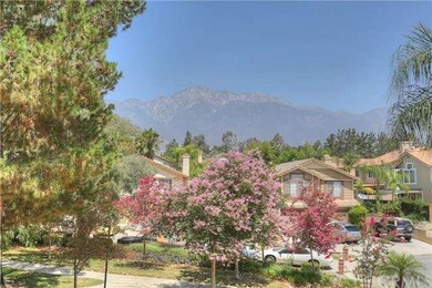 Beautiful Mountain Views from This Lovely Home!