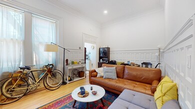 397 Beacon St unit 1R, Boston, MA 02116 - photo 2
