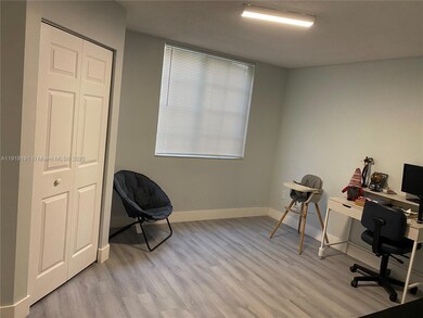 677 SW 111th Ave unit 20213, Pembroke Pines, FL 33025 - photo 3