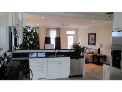 153 Waterlefe Way unit 21, Colchester, VT 05446 - photo 5