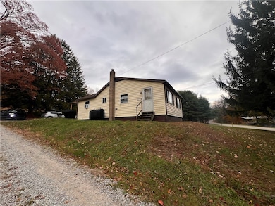 279 Snyder Ln, Blairsville, PA 15717 - photo 5