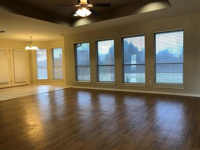 3202 Crockett St, Granbury, TX 76049 - photo 5