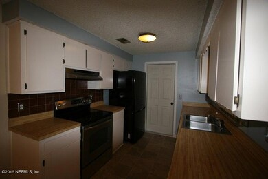 2623 Kenwood Dr E, Jacksonville, FL 32210 - photo 3