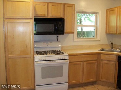 140 Polk Dr, Manassas Park, VA 20111 - photo 3