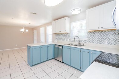 204 Bobbie Ann Ct, Granbury, TX 76049 - photo 7