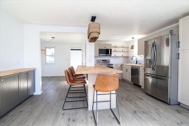 18 Claffey Ave, Worcester, MA 01606 - photo 3