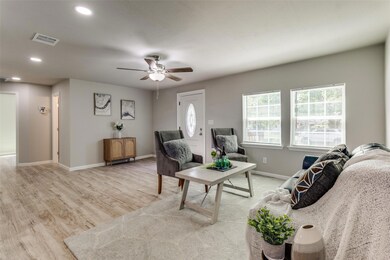 1000 Gladney St, Gainesville, TX 76240 - photo 5