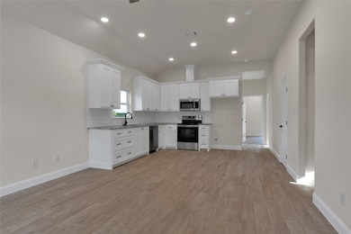 815 SW 28th St, Mineral Wells, TX 76067 - photo 7