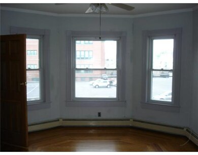 913 Social St, Woonsocket, RI 02895 - photo 3